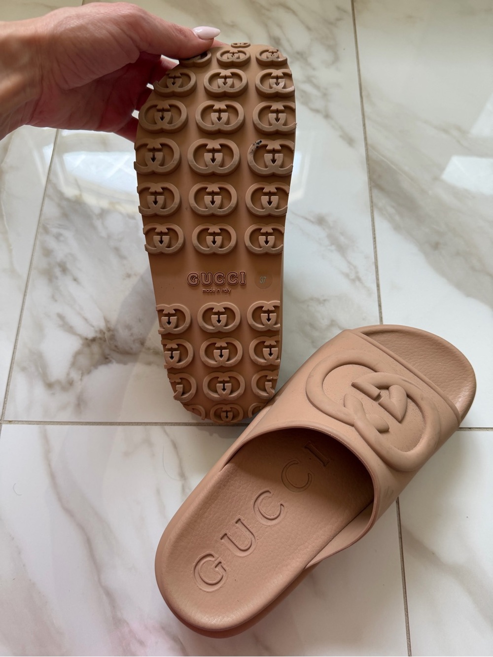 Gucci Blush Nude Platform GG Slide Sandals - Picture 4 of 5